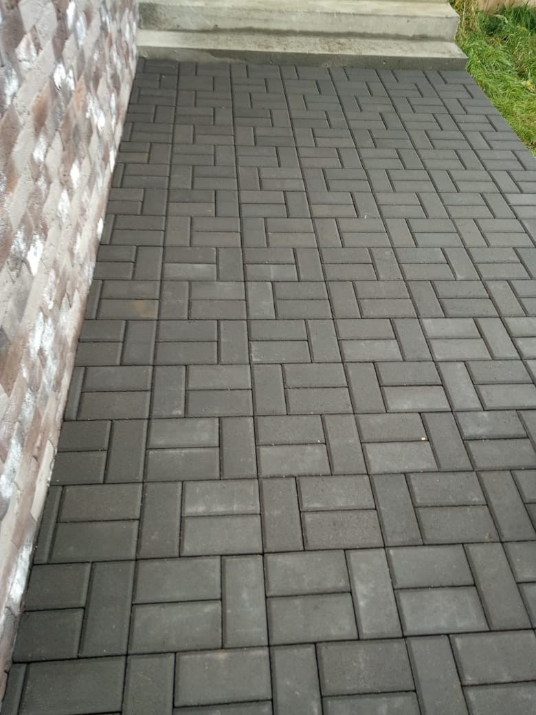 Ukladka-trotuarnoj-plitki-Ramenskij